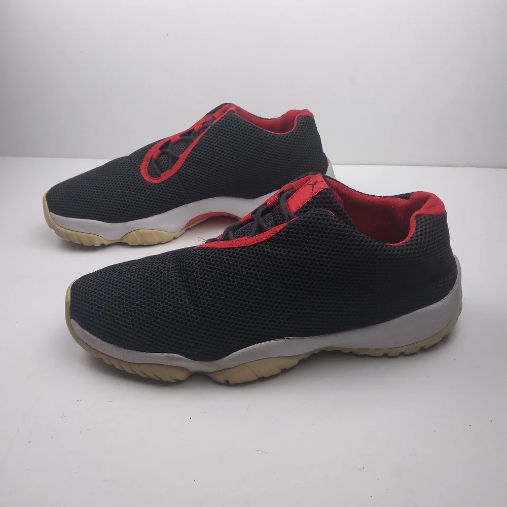 Jordan Future Black / Red size 13 low cut Sneakers 718948-001.